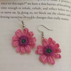 Daisy handmade crochet earrings