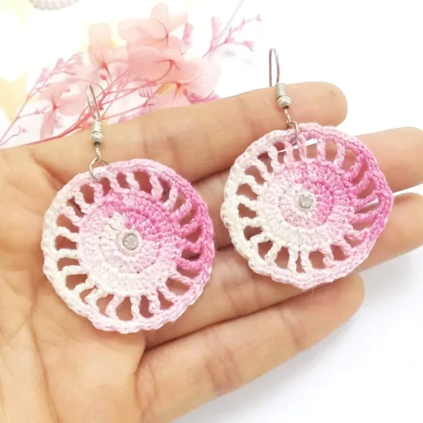 Double shaded circle handmade crochet earring 1