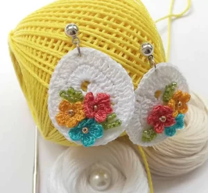 Small flower bunch handmade crochet earring