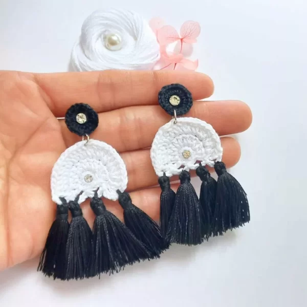 Tassel white black handmade crochet earring 1